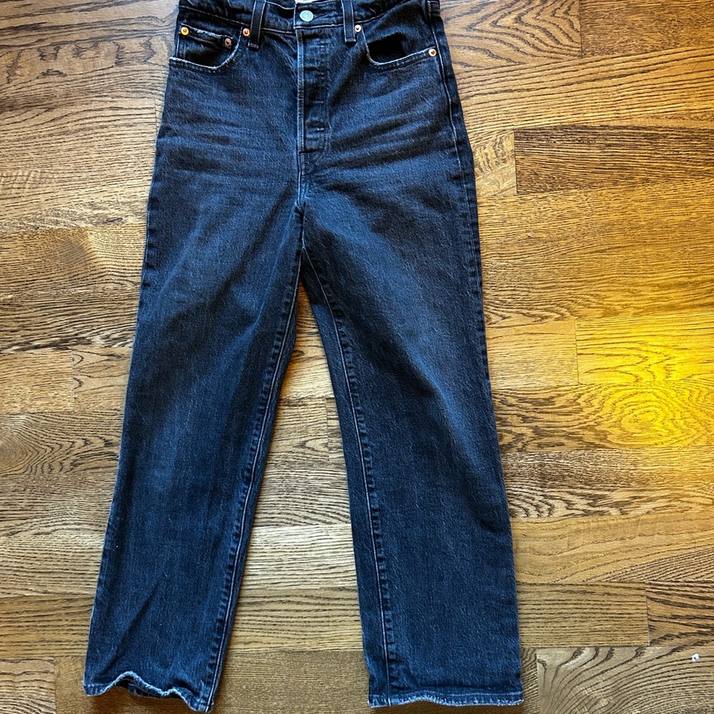 Levis Black High Waist Straight Leg Women's Jeans